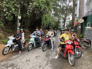 Read more about the article Có nên thuê xe máy để di chuyển trong Đà Lạt hay không?