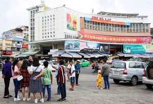 Read more about the article Chợ Đà Lạt có gì mà lại thu hút đến vậy?